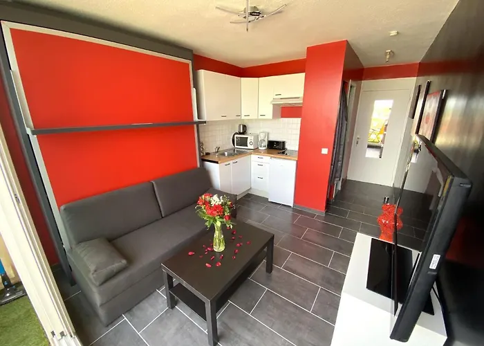 Heliopolis L Village Naturiste アグド